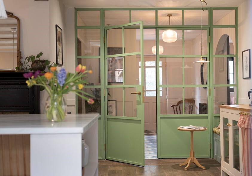 A Stylish Divide: Blending Function with Flair Using the OI-30